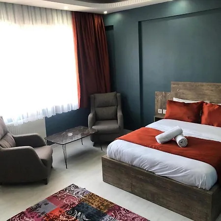 Marmara Hotel *